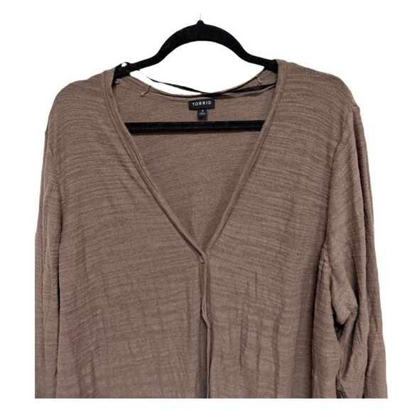 Torrid Brown VNeck Button Up Cotton Cardigan Size 4 (4XL) Plus Size Sweater - Picture 2 of 5